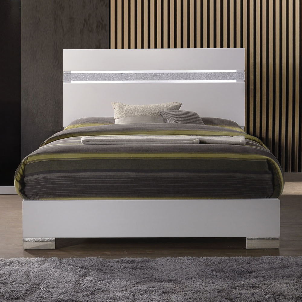 Acme Naima II Queen Bed Model 26770Q