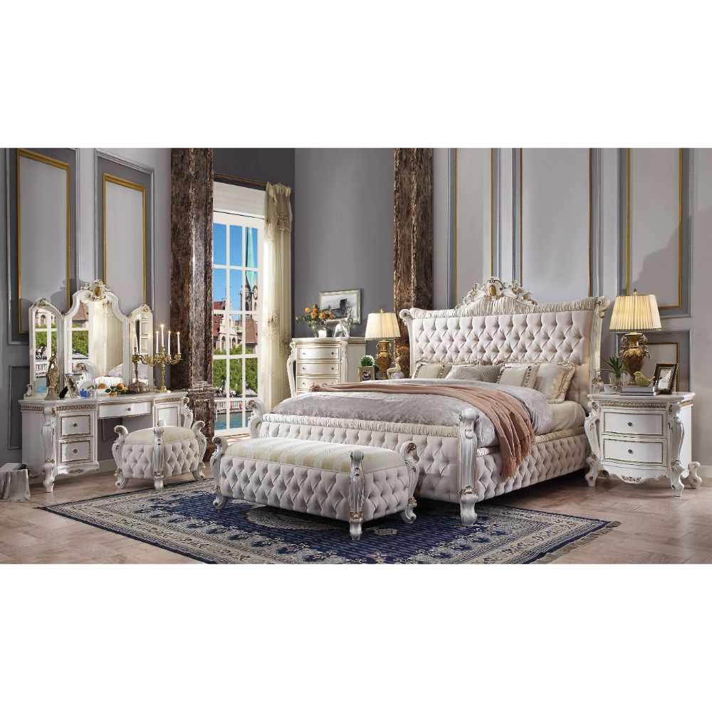 Acme Picardy Queen Bed Model 27880Q