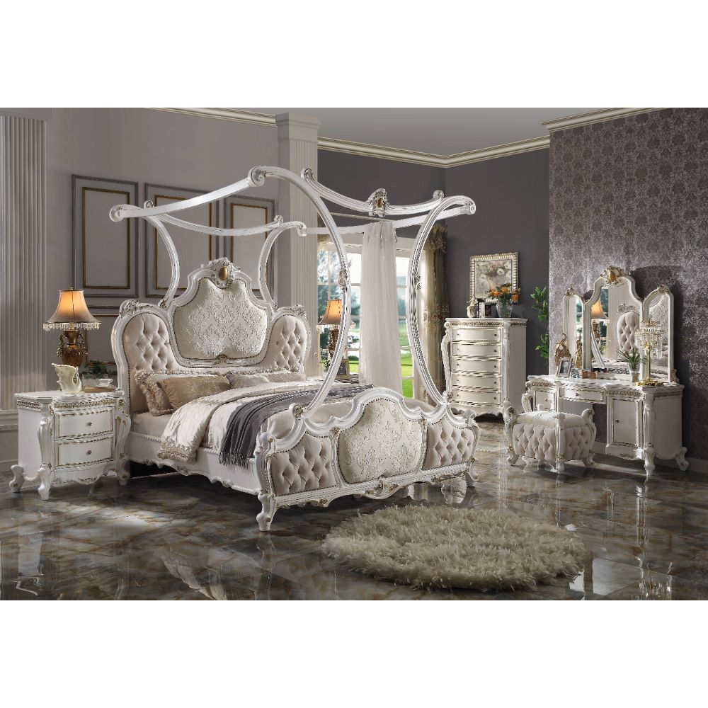 Acme Picardy CK Bed Model 28204CK