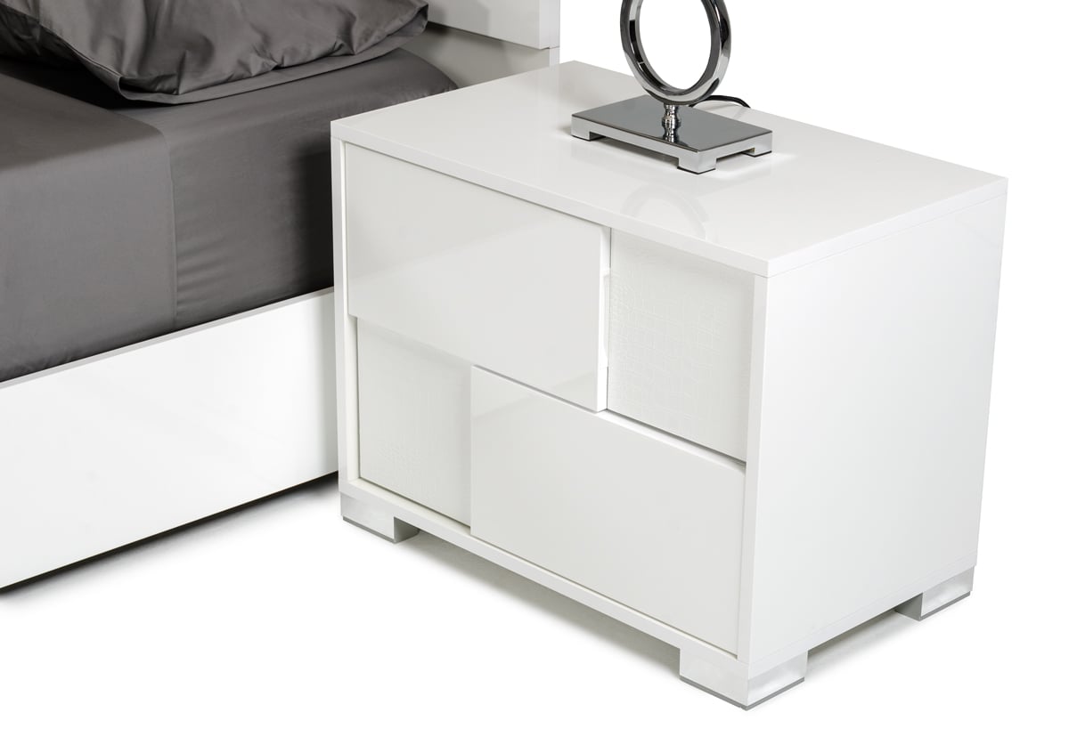 LA Furniture Monza Italian Modern White Nightstand VGACMONZA-NS Contemporary Style by Vig Furnitrue Number 17590C Catch Home Goods