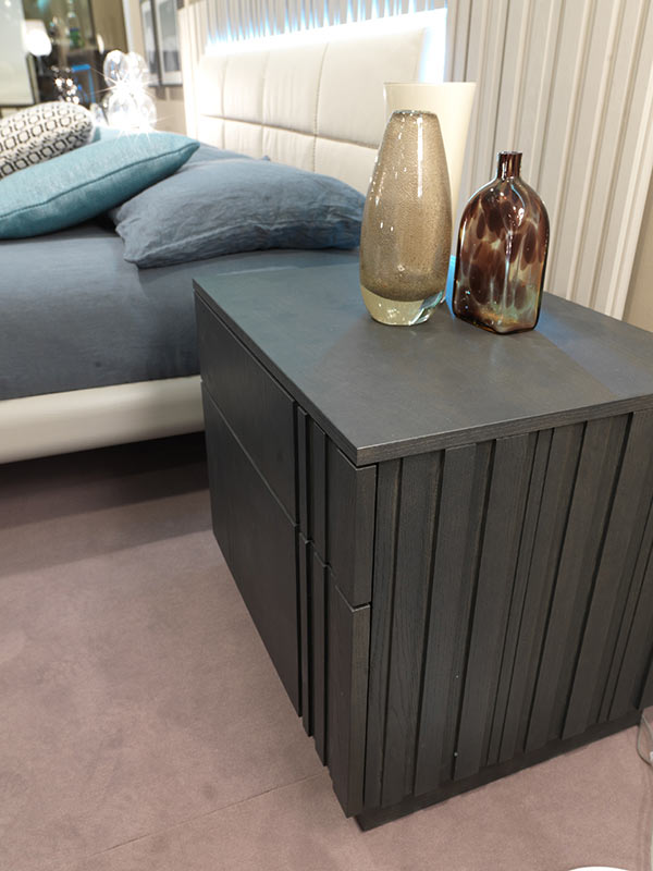 LA Furniture Symphonia- SMA Italian Nightstand VGSM-SYMPHONIA-NS Contemporary Style by Vig Furnitrue Number 16777|16776 Catch Home Goods